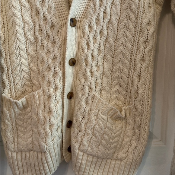 Brandy Melville Eva wool heavy cable knit cardigan sweater cream - Picture 3 of 6